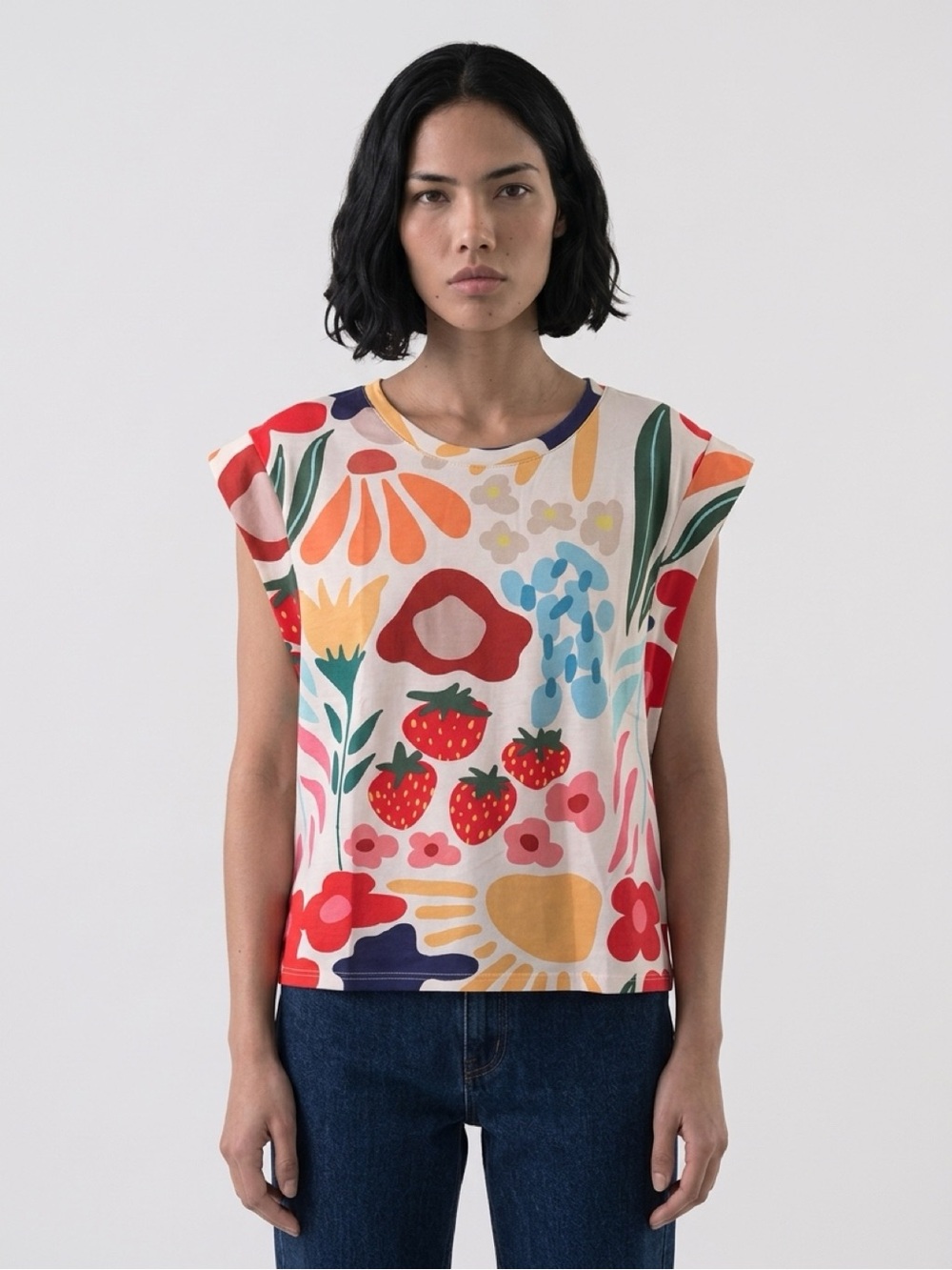 Colorful Strawberry Floral Print Women's Tee - White/Multi Medium